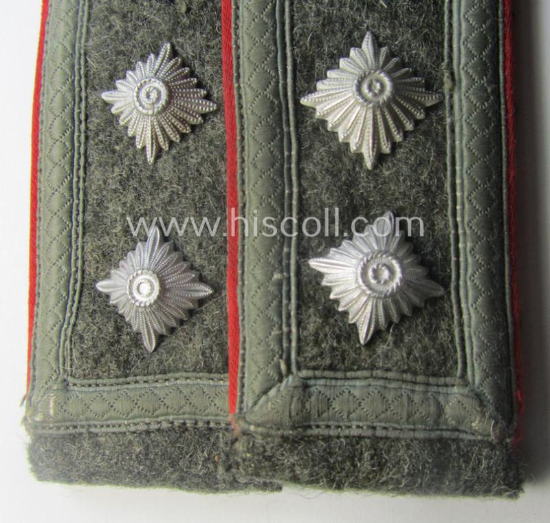Pair of WH (Heeres) early- (ie. mid-) war period- (ie. 'M41'- ie. 'M43'-pattern) NCO-type shoulderstraps: 'Oberwachtmeister eines (Sturm)Art.-Abts. o. Rgts.'