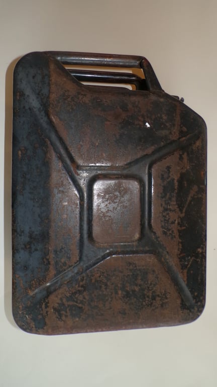 Wehrmacht Einheits-Kanister (German Jerrycan)