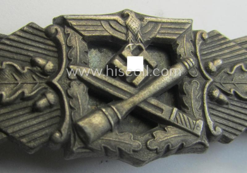 'Nahkampfspange in Silber' being a maker- (ie. 'FLL'-) marked so-called: '3rd pattern'-specimen