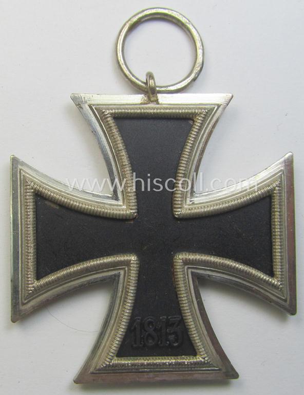 'Eisernes Kreuz II. Klasse' being a (typical) non-maker-marked example by a (by me) unidentified maker (ie. 'Hersteller')