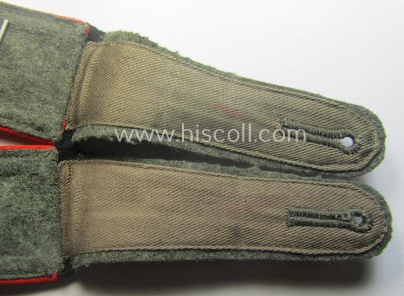 Pair of WH (Heeres) early-war-period- (ie. 'M40'-pattern) NCO-type shoulderstraps as was intended for usage by an: 'Oberwachtmeister eines (Sturm)Art.-Abts. o. Rgts.'