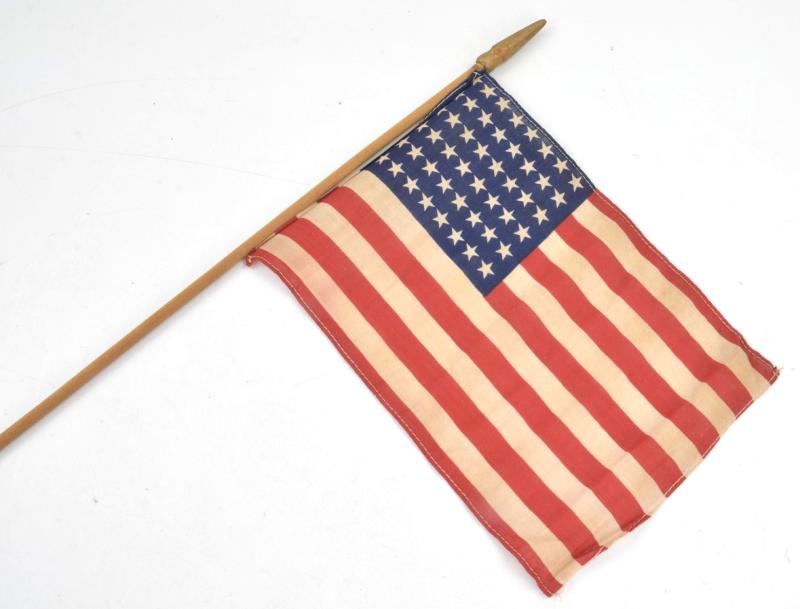 US WW2 48 Star Stars & Stripes Flag on Pole