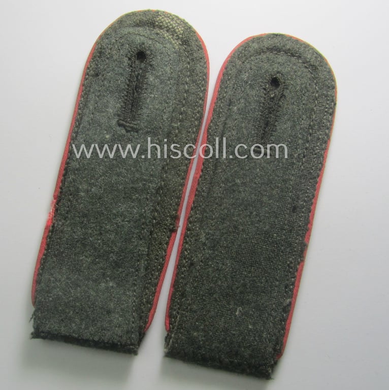 Pair of WH (Heeres) 'M41 o. M43'-pattern, NCO-type shoulderstraps 'Unteroffizier eines Pz-Jäg.-Abtgs.'