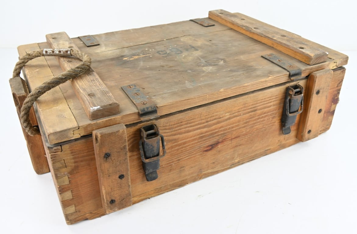 German WH Ammo Box P65 propellant charges