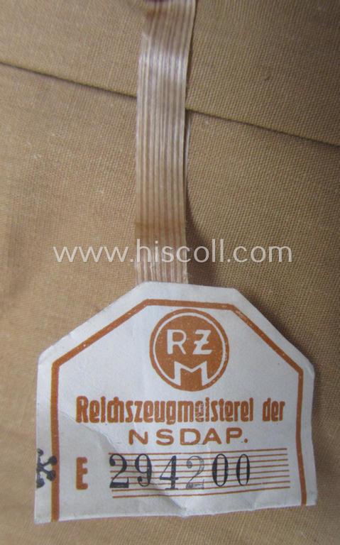 'Virtually mint- ie. unissued', N.S.D.A.P. 'standard-issue'-pattern, beige-brown- (ie. 'braunes'-) coloured: 'under-the-tunic'-shirt (ie. 'Braunhemd nach Vorschrift') with its removable collar and period 'RzM'-tag still attached