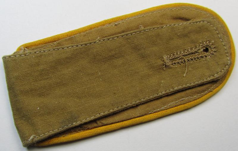 Neat - albeit regrettably single - WH (Luftwaffe) 'tropical-issue' shoulderstrap (as was specifically intended for usage on the tropical-shirts ie. tunics) as was specifically intended for a: 'Soldat der Flieger- o. Fallschirmjäger-Truppen'