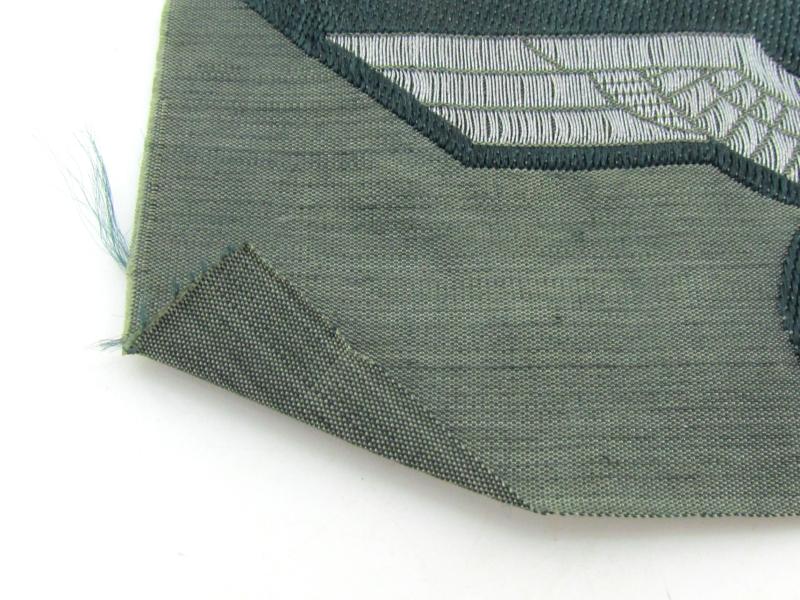 WH (Heer) Flat-Wire Breast Eagle