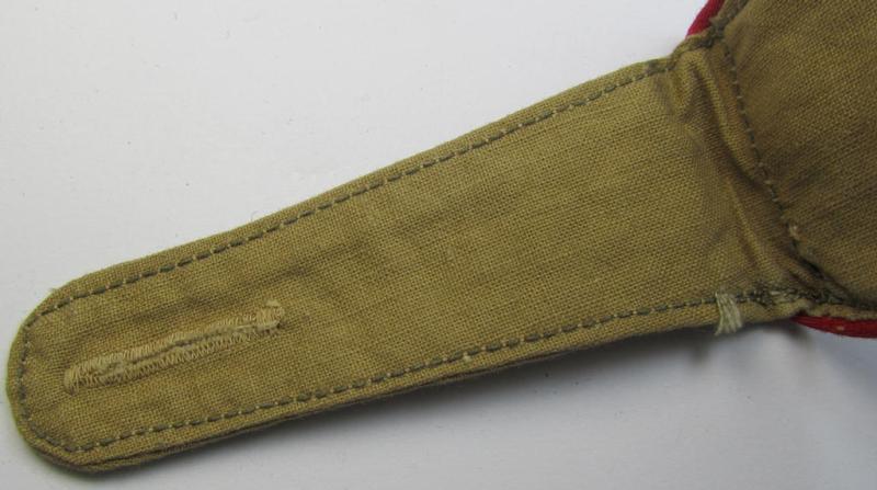 Neat - albeit regrettably single - WH (Luftwaffe) 'tropical-issue' shoulderstrap (as was specifically intended for usage on the tropical-shirts ie. tunics) as was specifically intended for a: 'Soldat der Flakartillerie-Truppen'