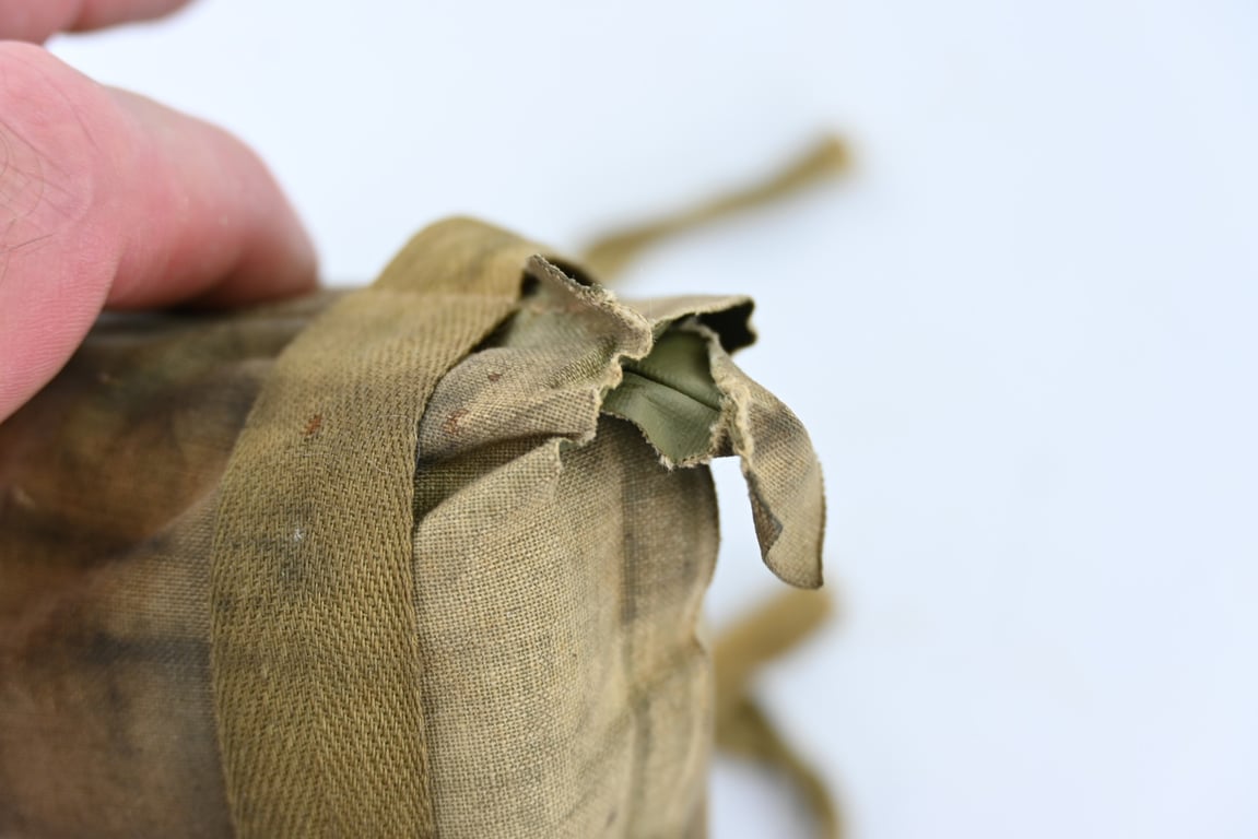 US WW2 Paratrooper First Aid Pack