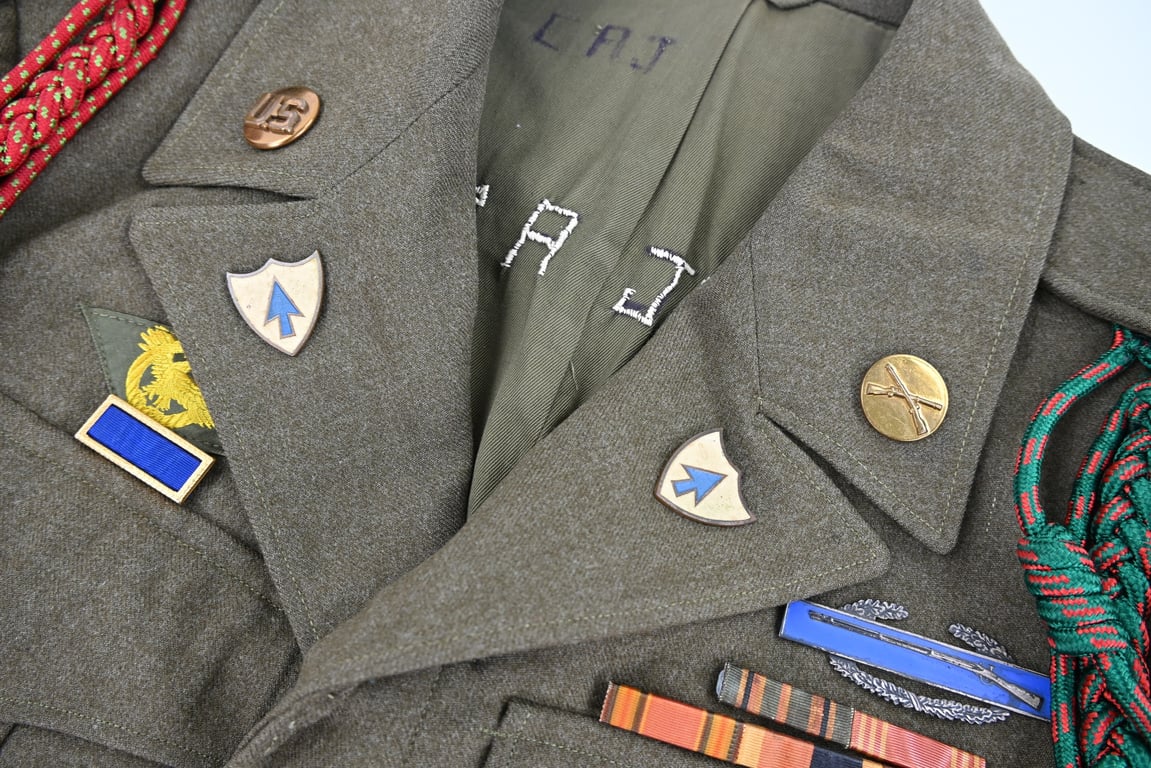 US WW2 Named Ike Jacket '9th Armoured Division'
