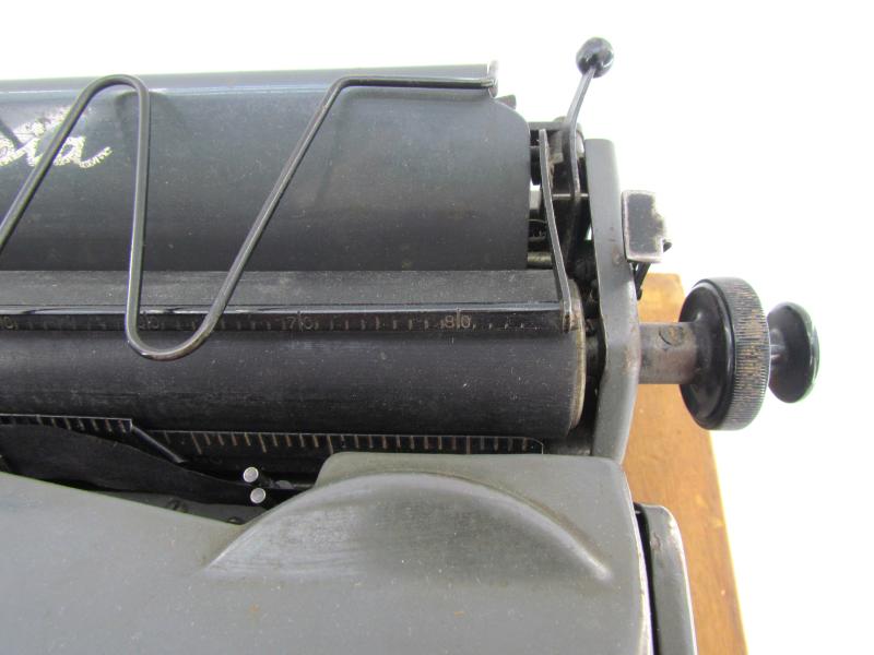 Wehrmacht / Waffen-SS typewriter by Olympia in Case