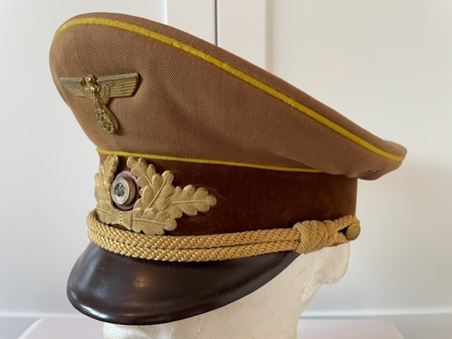 EXTREMLEY RARE WWII GERMAN NSDAP ORDENSBURG POLITICAL LEADERS PEAK CAP.