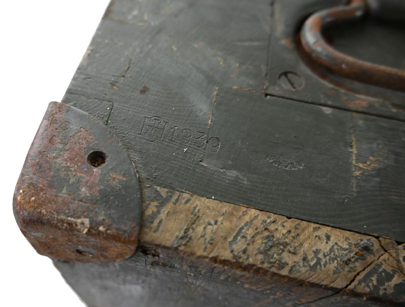 German WH 5cm Mortar 36 Ammo Box