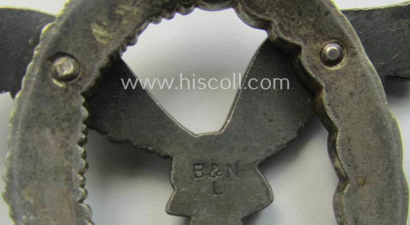 WH (Luftwaffe) war-badge (ie. 'LW-Flugzeugführer-Abzeichen' or: pilots'-war-badge) by the 'Berg & Nolte'-company