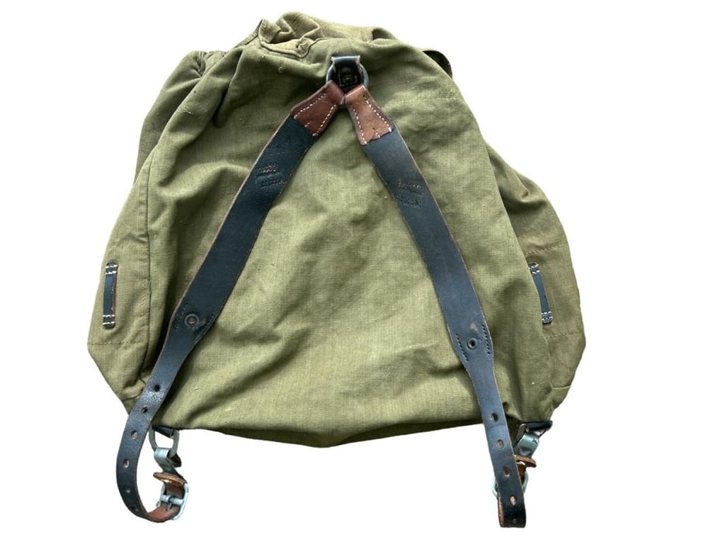 WH/SS Rucksack/Backpack in Unissued Condition