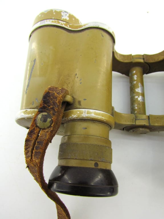Wehrmacht tan colored binoculars ‘Dienstglas’ 6×30 by CAG