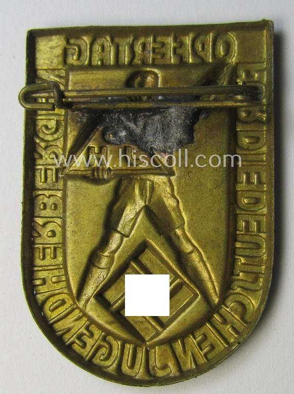 Attractive - and scarcely encountered! - HJ- (Hitlerjugend-) (ie. DJH-) related day-badge (ie. 'tinnie' or: 'Veranstaltungsabzeichen') as was issued to commemorate a HJ-related gathering ie. rally named: 'Opfertag für die Deutschen Jugendherberg...