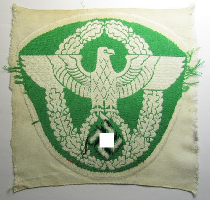 Attractive - and fairly scarcely encountered! - police (ie. 'Polizei') bright-green-coloured and/or linnen-based sports'-shirt-eagle (ie. 'Adler für Polizei-Sportanzug') as was executed in the 'BeVo'-weave pattern