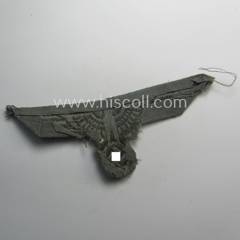 Truly used- and/or carefully tunic-removed, early-period WH (Heeres) silver-coloured (ie. BeVo 'flat-wire'-woven!) breast-eagle (ie. 'Waffenrockadler für Manns. u. Uffz. des Heeres')