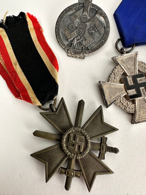 WW2 German Medals grouping 5 pices