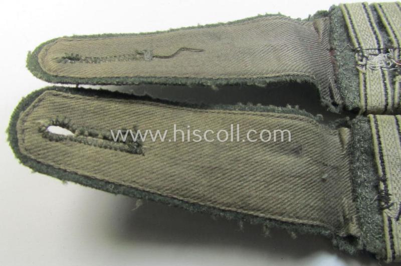 Fully matching - and actually scarcely seen! - pair of WH (Heeres) NCO-type (ie. 'M40- o. M43'-pattern) shoulderstraps as was intended for usage by a: 'Feldwebel u. Offiziers-Anwärter eines Pionier-Bataillons o. Regiments'