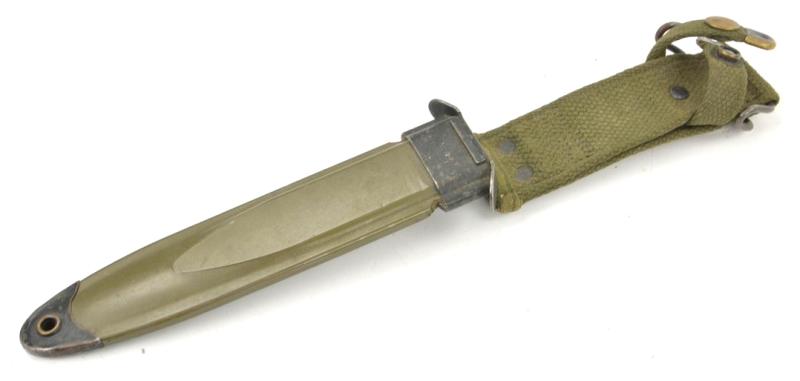 US WW2 M8A1 Bayonet Scabbard