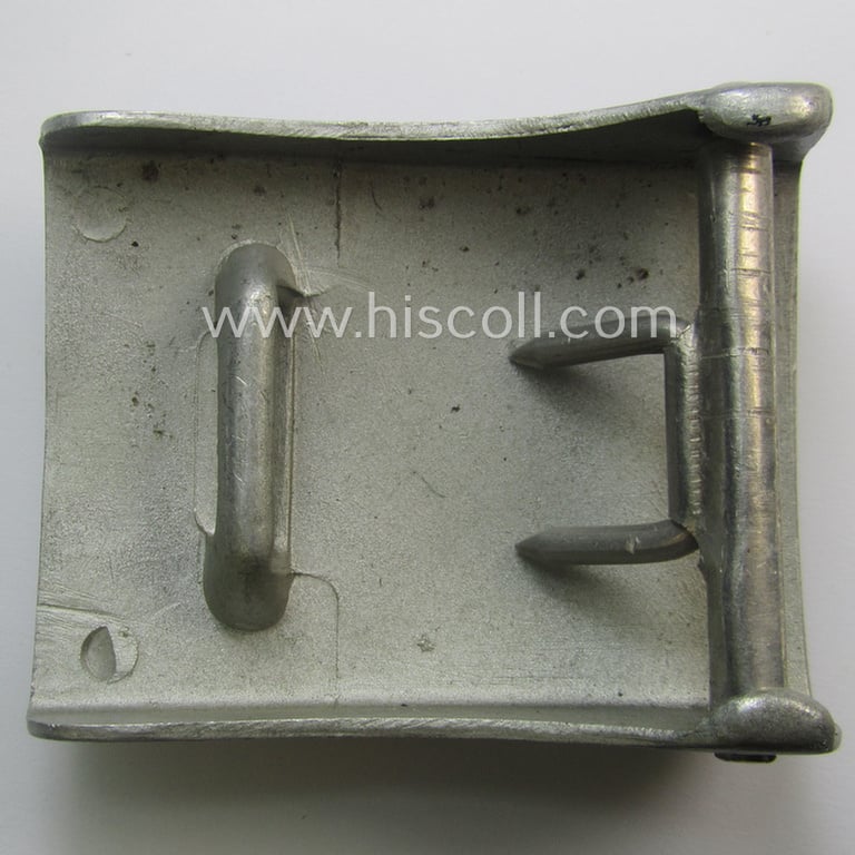 Police- (ie. 'Polizei') 'standard'-pattern, silver-toned- and (molded) zinc-based belt-buckle (ie. 'Koppelschloss für Mannschaften u. Uffz. der Polizei') being a non-maker-marked example