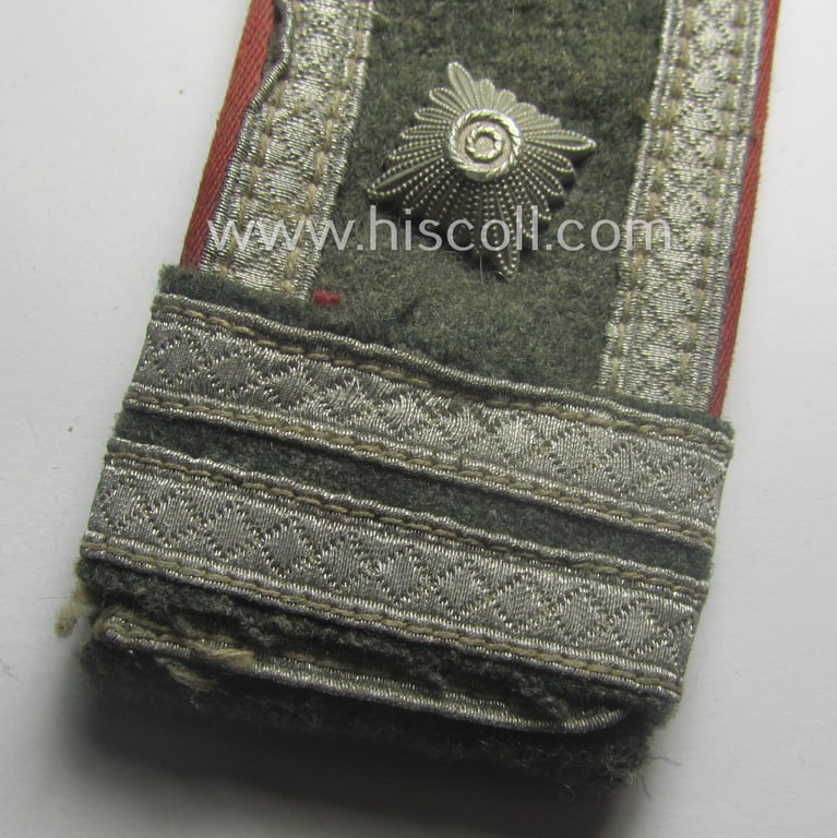 Single, WH (Heeres) 'M40 o. M43'-pattern, NCO-type shoulderstrap: 'Feldwebel u. Offiziers-Anwärter eines Pz- o. Panzerjäger-Abtlgs. o. Rgts.'
