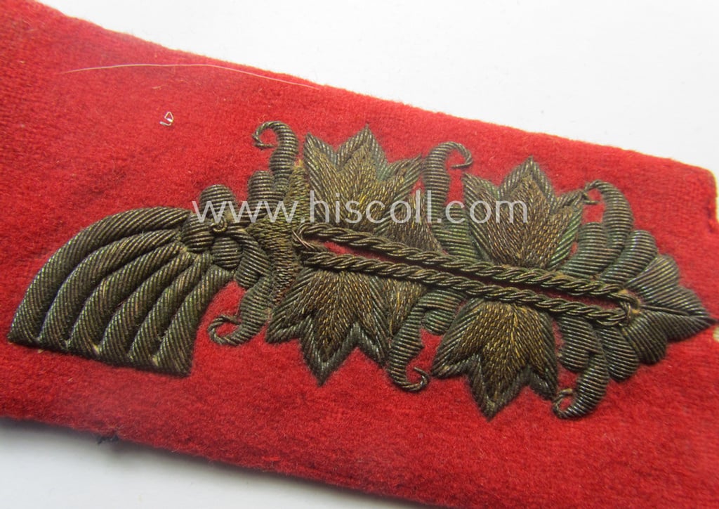 Truly worn- and/or clearly tunic-removed - albeit regrettably single! - WH (Heeres) 'Kragenspiegel für Generale des Heeres'