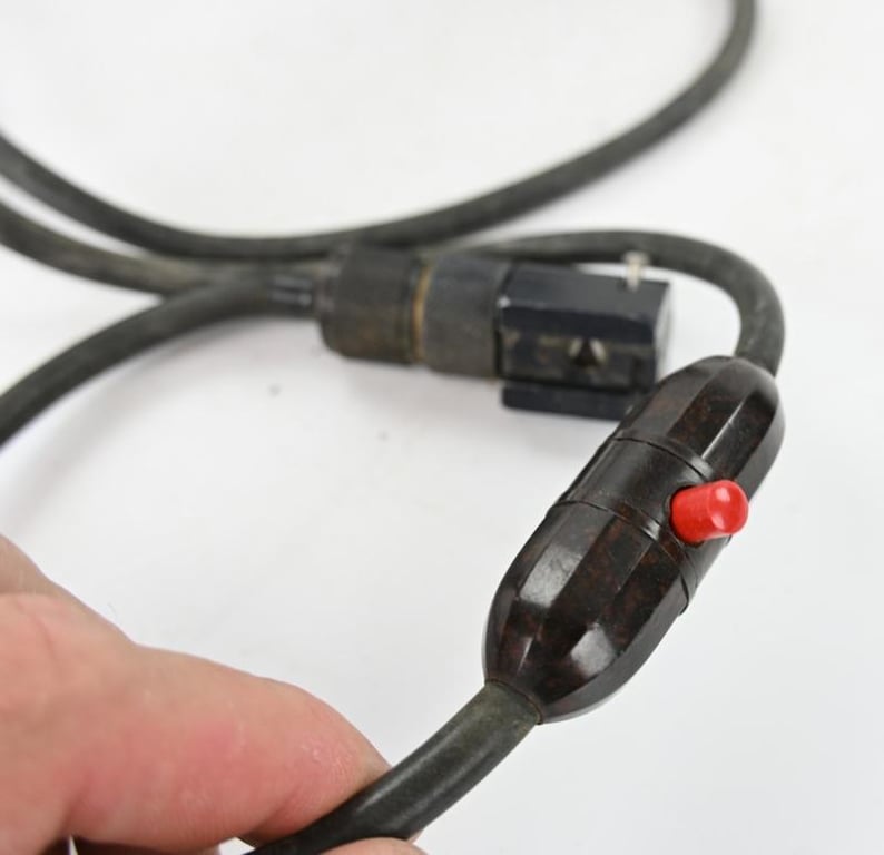 German WH MG34 Machine gun optical sight light cable and battery box