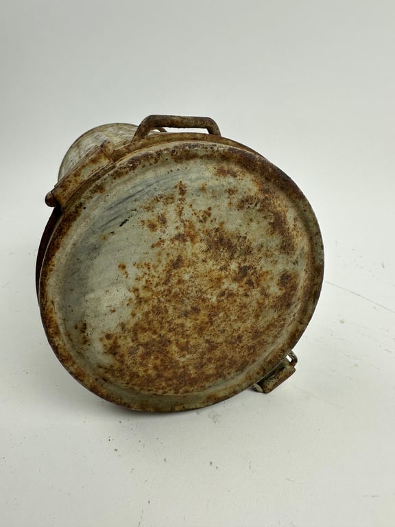 WW2 German Gasmask Canister "Winter Camo"