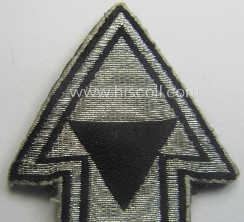 Minimally used - and truly rarely found! - so-called: TeNo (ie. 'Technische Nothilfe') students'-arm-badge (ie. 'Ärmelabzeichen für Lehrgangsteilnehmer an den Reichsführerschulen der TeNo')