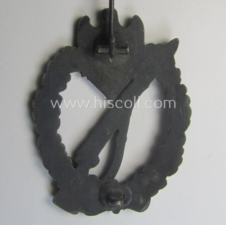 'Infanterie Sturmabzeichen in Bronze' (or: bronze-class infantry-assault badge ie. IAB) being a non-maker-marked,  'oval-crimp'-pattern example as executed in zinc-based metal (ie. 'Feinzink') as produced by the: 'Wilh. Deumer'-company