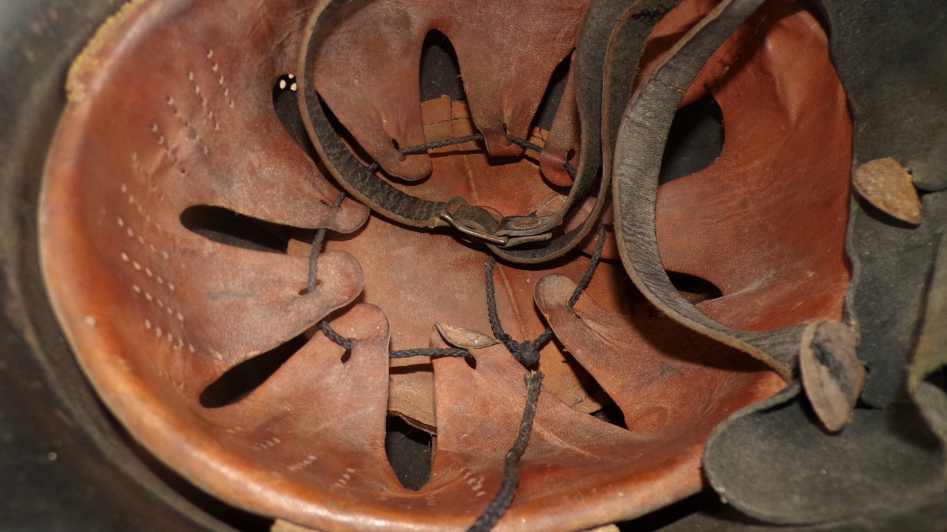 Werkschutz helmet from the D.K.W factory