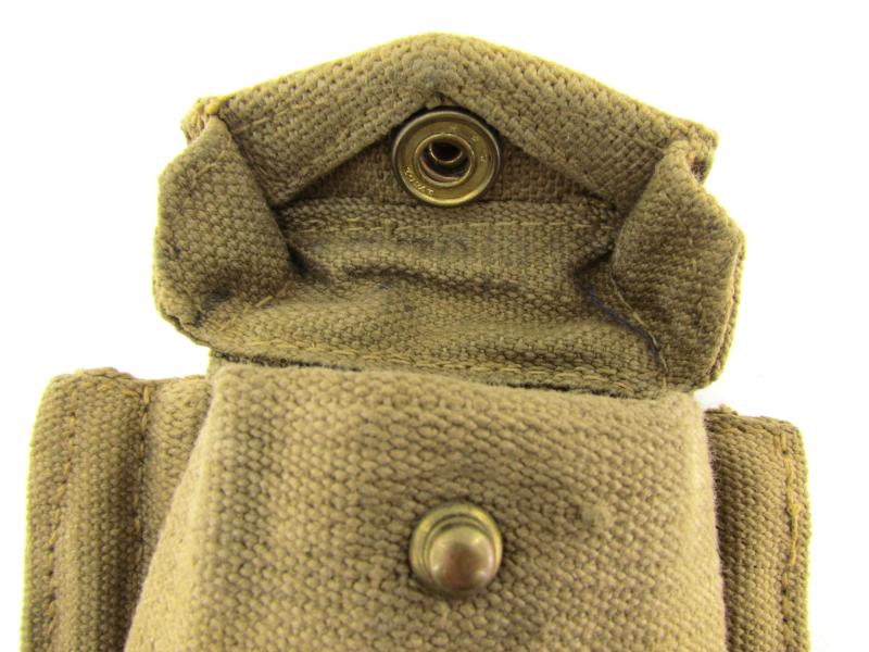British WWII Revolver Ammo Pouch