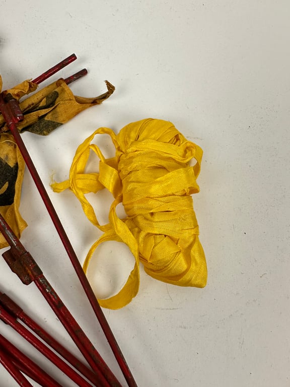 German WH Gas Warning Flag Set with  Carrying Pouch