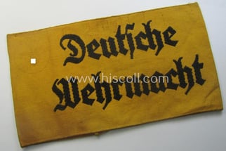 Linnen-based- and/or neatly 'BeVo'-woven, golden-yellow-coloured armband (ie. 'Armbinde')...