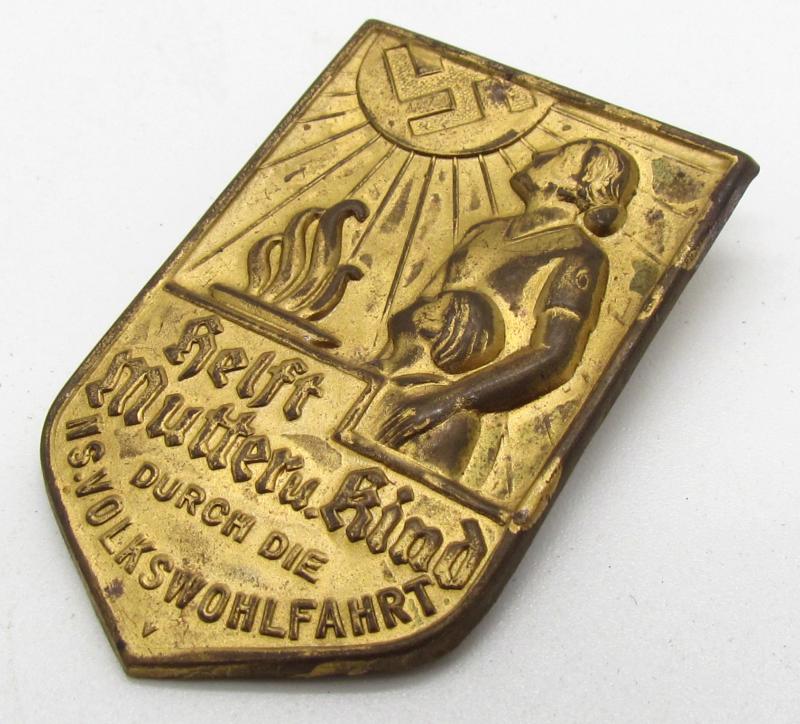 NSV “Help Mother and Child” Donation Badge