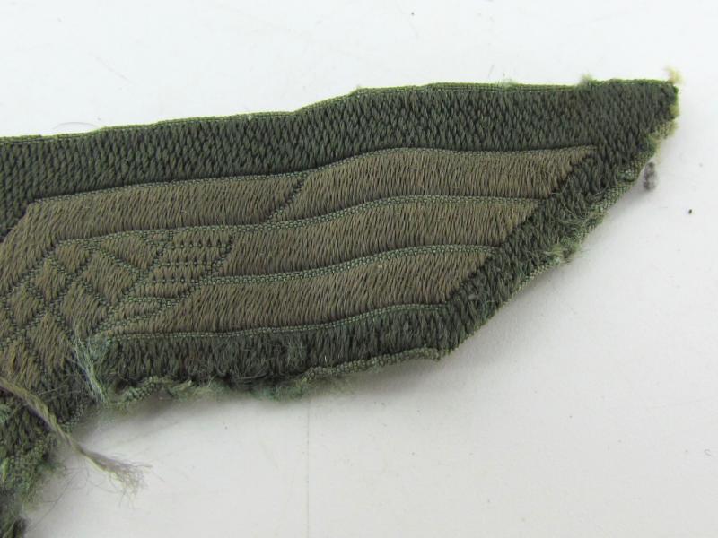 Wehrmacht M40 (Heer) ‘BeVo’ breast eagle