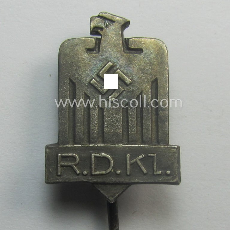 TR-period, membership-lapel-pin as was intended to signify membership within the: 'Reichsverband Deutscher Kleintierzüchter' (ie. 'R.D.Kl.') being a non-maker-marked example