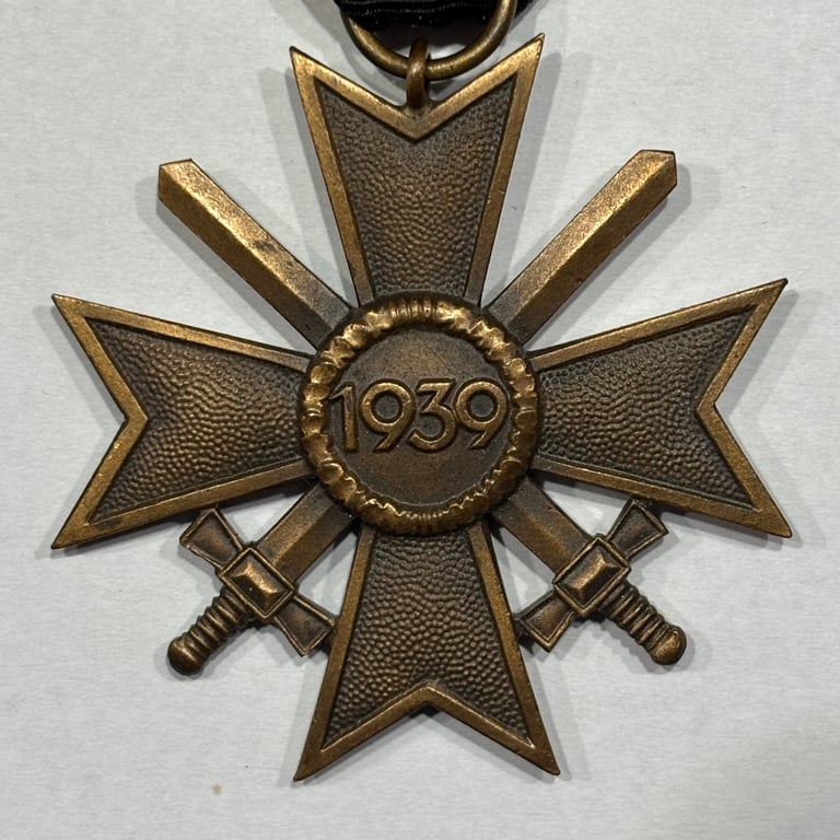 War Merit Cross With Swords