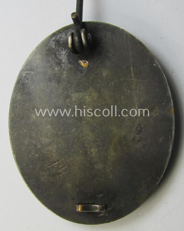 Attractive - and fairly luxuriously-styled! - 'Verwundeten-Abzeichen in Silber' being a non-maker-marked- and (I deem) early-period 'Buntmetall'-based example as was produced by a (by me) unidentified maker