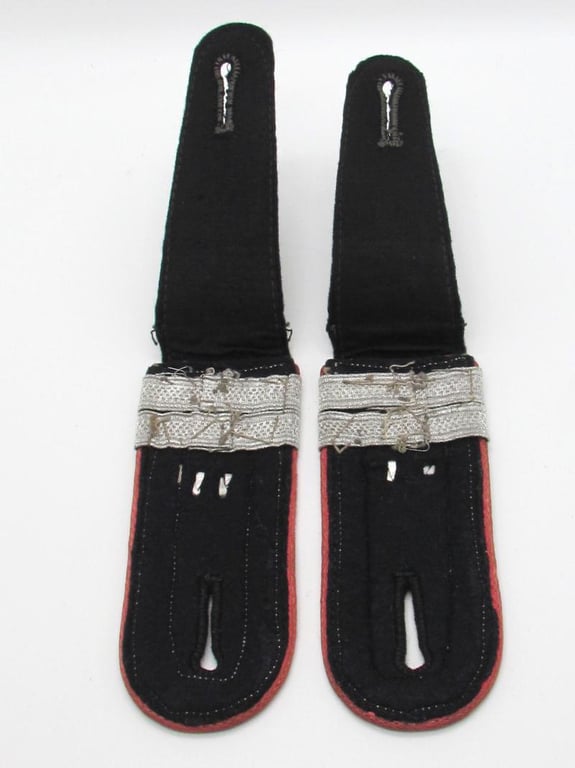 Wehrmacht Army (Heer) Panzer shoulder boards