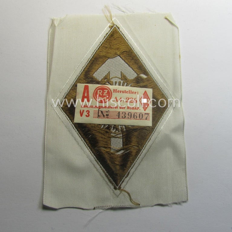 HJ- (ie. 'Hitlerjugend') 'Leistungsabzeichen in Bronze in Stoff' that retains its period-attached 'RzM'-etiket