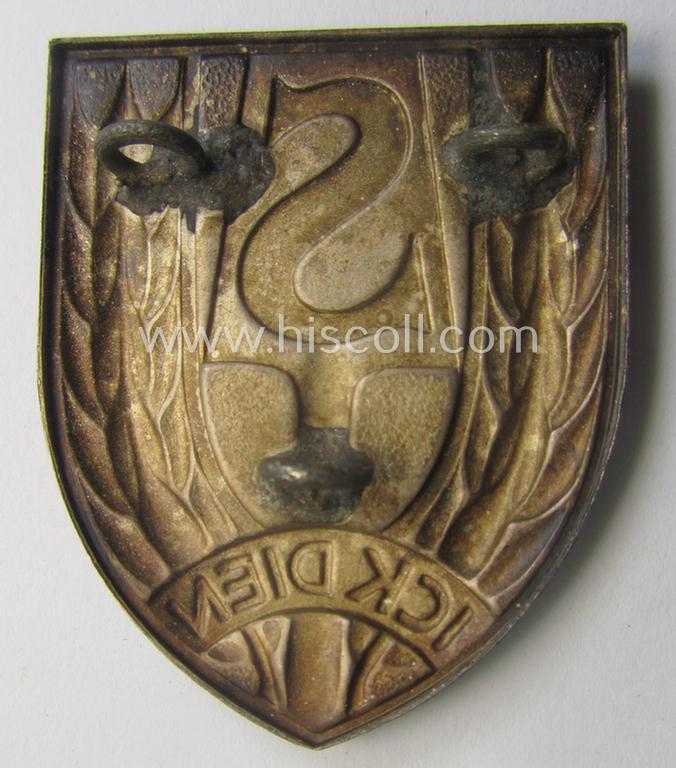 Dutch WWII-period, labour service ie. 'Nederlandse Arbeidsdienst' (or: NAD) sports'-badge entitled: 'Ick Dien' being an example that is executed in silver-coloured metal