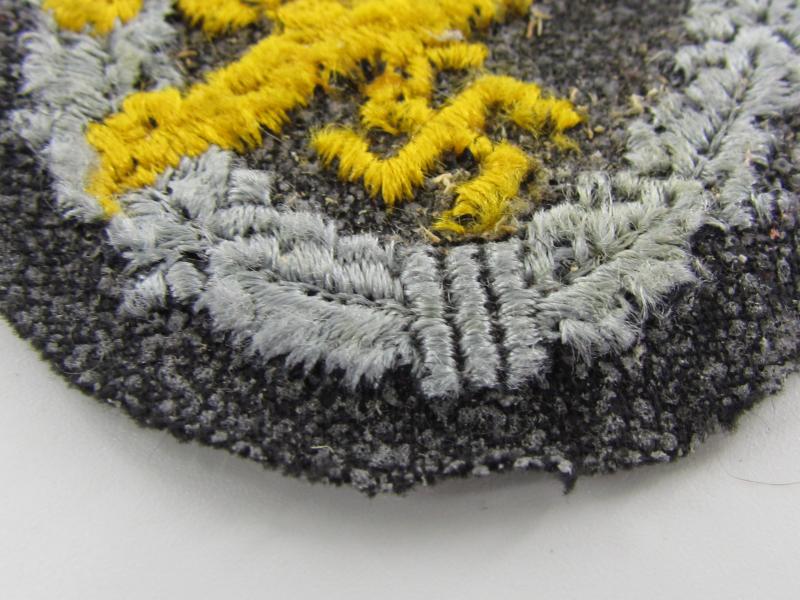 Luftwaffe Cloth Paratrooper Badge