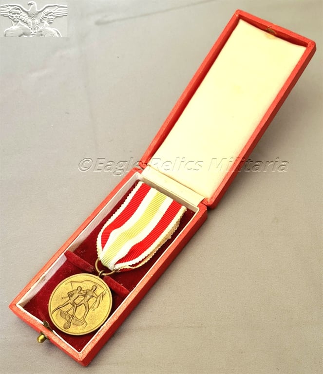 Boxed Memel Medal Slanted "G" Type 1 - Medaille zur Erinnerung an die Heimkehr des Memellandes 22. März 1939