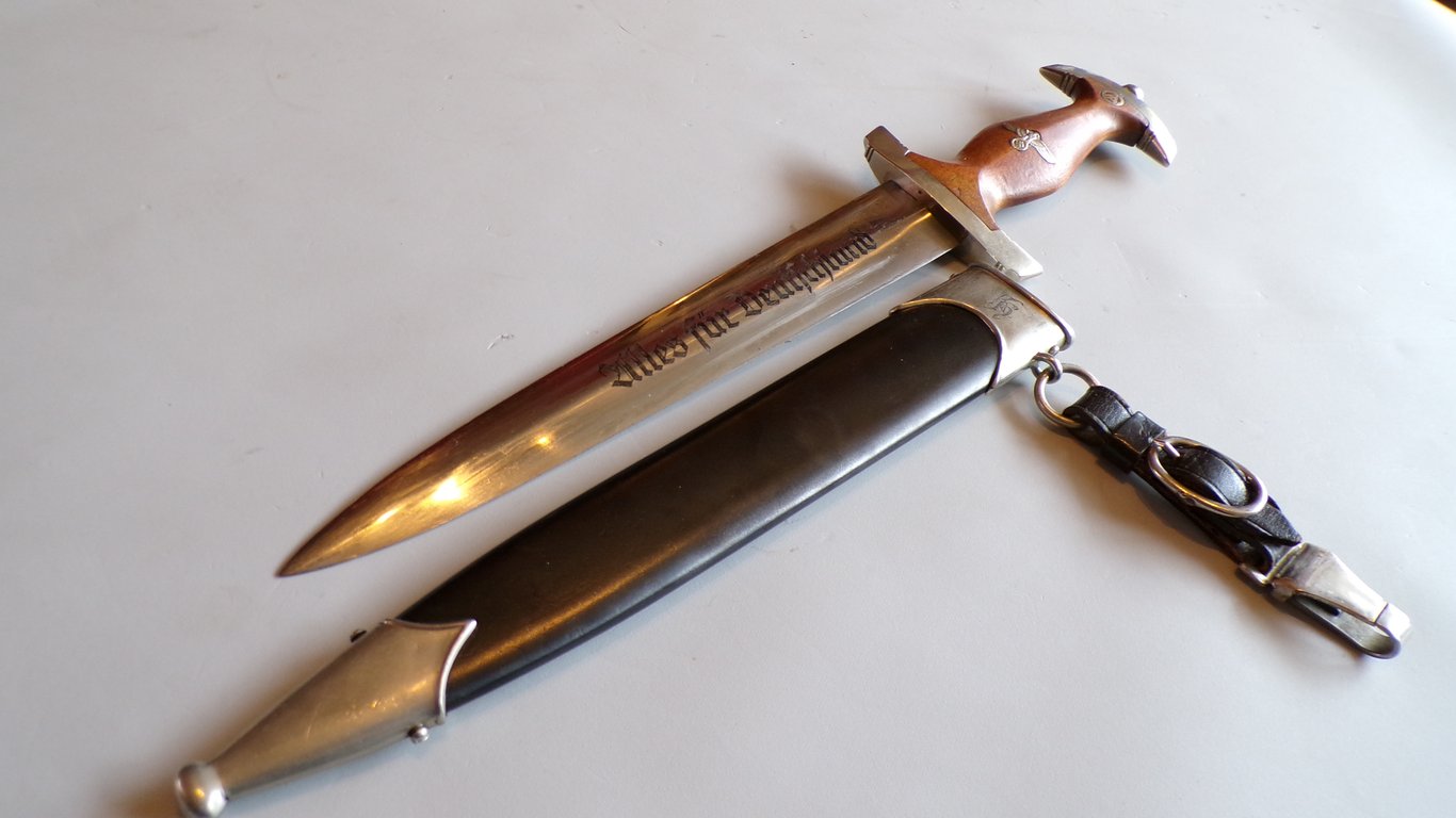 MINT Personalized NSKK Dagger EP&S