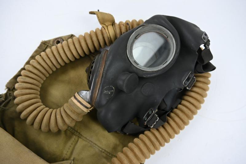 British WW2 Gasmask with Pouch