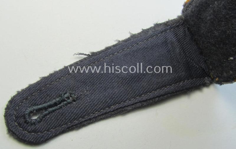 Attractive - albeit regrettably single! - WH (Luftwaffe) NCO-type shoulderstrap as piped in the golden-yellow- (ie. 'goldgelbener'-) coloured branchcolour as was intended for a: 'Feldwebel der Flieger o. Fallschirmtruppen'